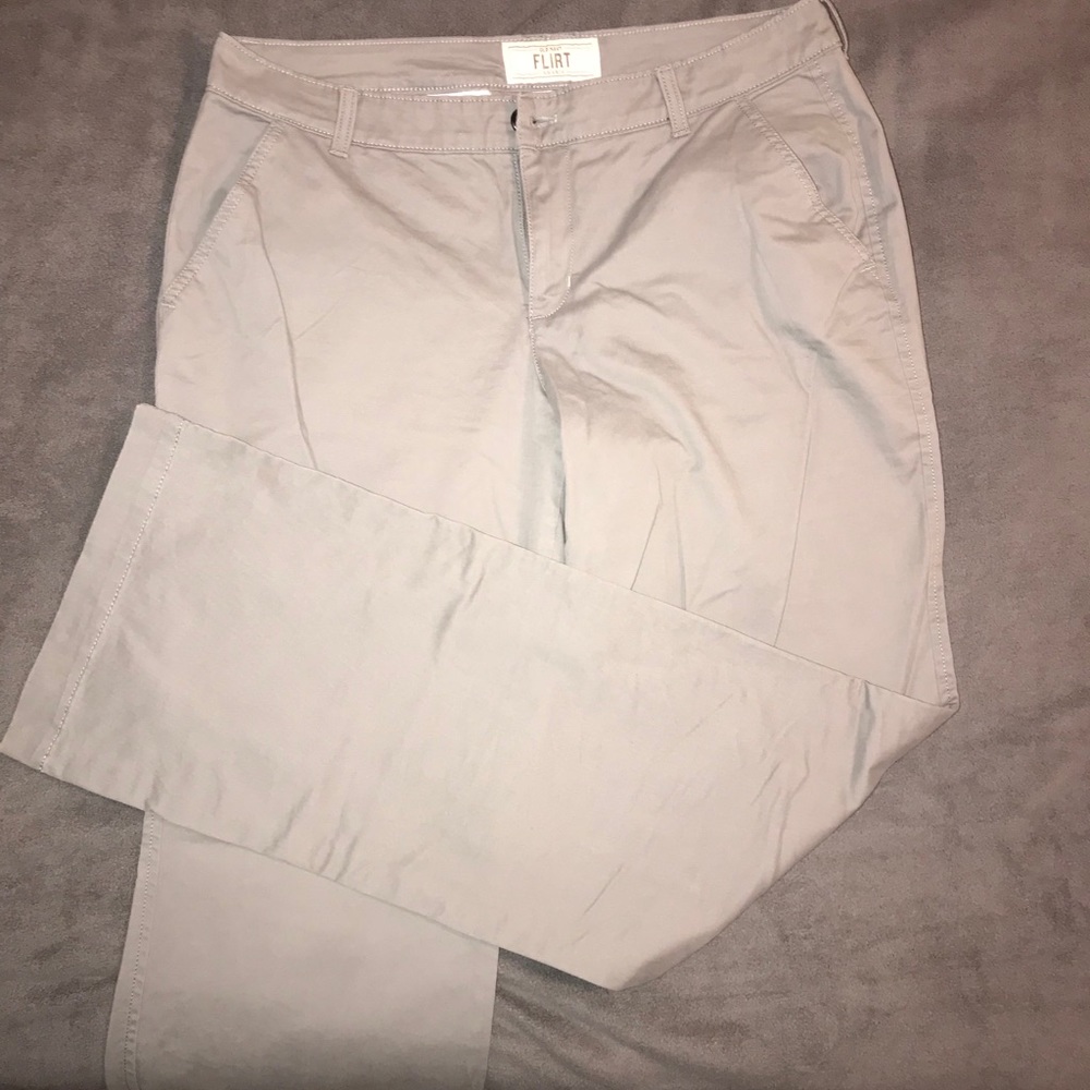 Old navy flirt khakis